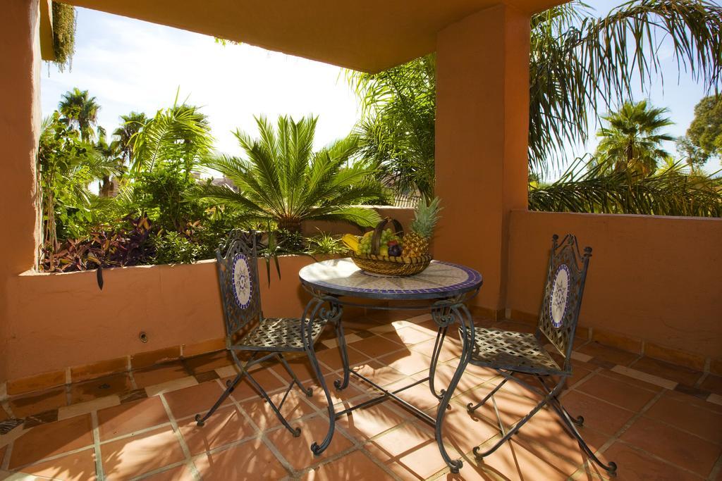 Bahía Beach Apartments Estepona Quarto foto